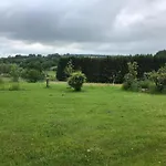 Nyaraló In With Forest *